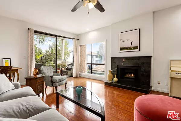 Los Angeles, CA 90025,1209 Amherst AVE #201