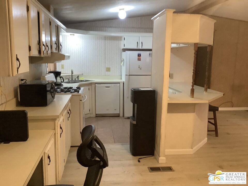 Desert Hot Springs, CA 92241,70875 Dillon RD #77