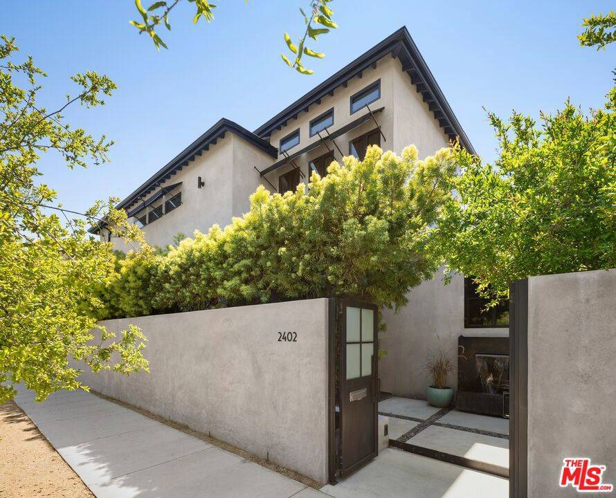 2402 11th ST, Santa Monica, CA 90405
