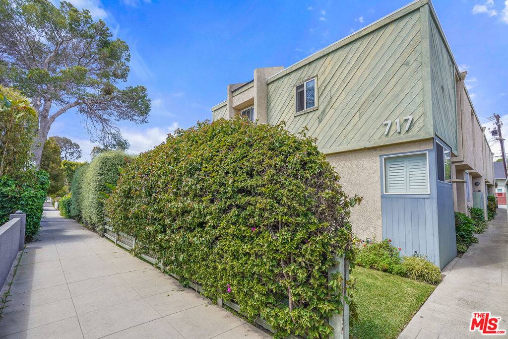 717 Copeland CT #4, Santa Monica, CA 90405