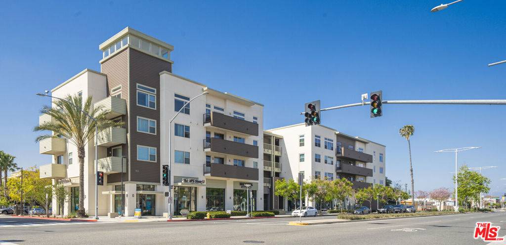 552 E Carson ST #408, Carson, CA 90745