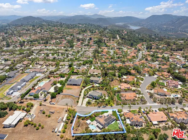 Escondido, CA 92029,1732 Gamble LN