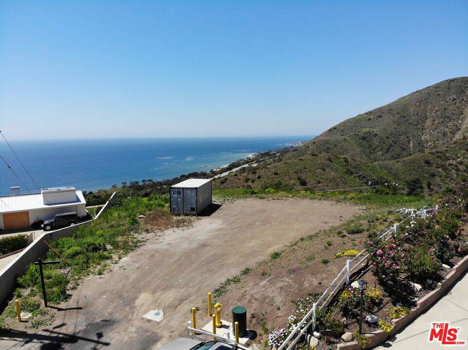 Malibu, CA 90265,32933 Calle De La Burrita