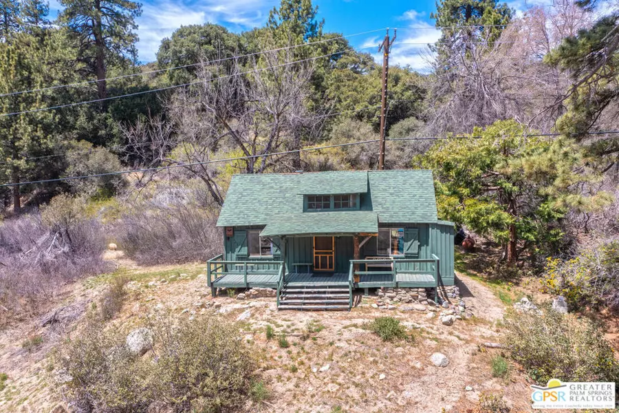 69 Seven Oaks TRL, Angelus Oaks, CA 92305