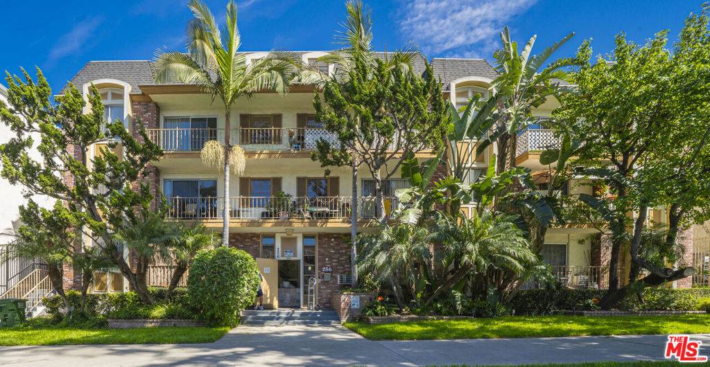 256 S La Fayette Park PL #106, Los Angeles, CA 90057