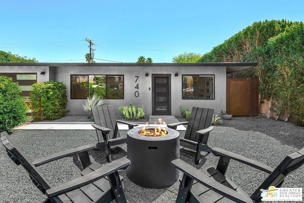 Palm Springs, CA 92262,740 N Plaza Amigo