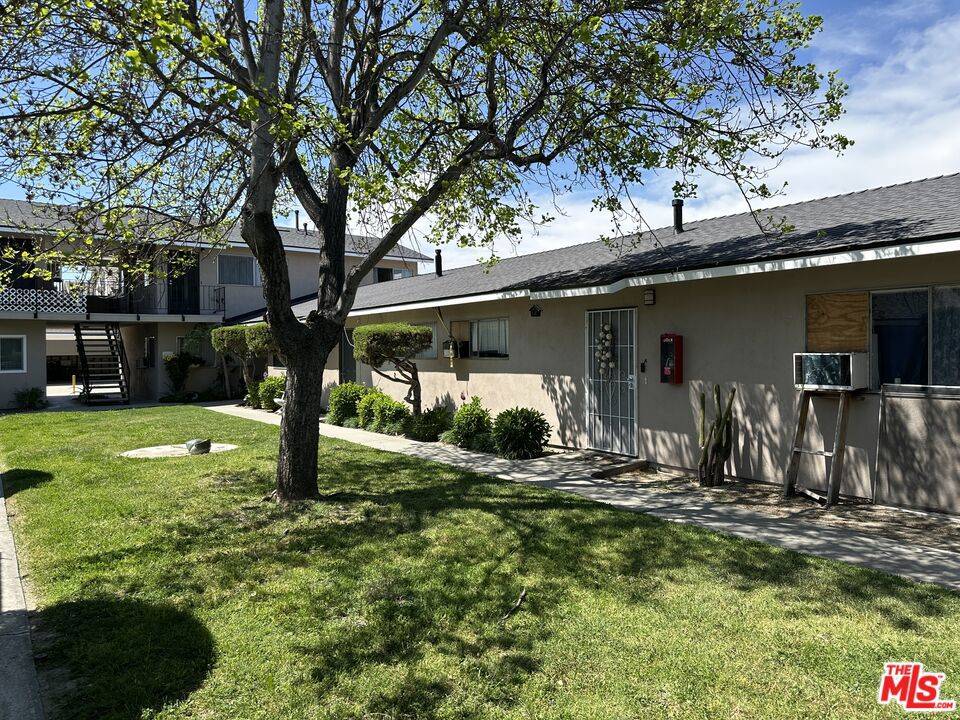 Buena Park, CA 90621,5841 Western AVE