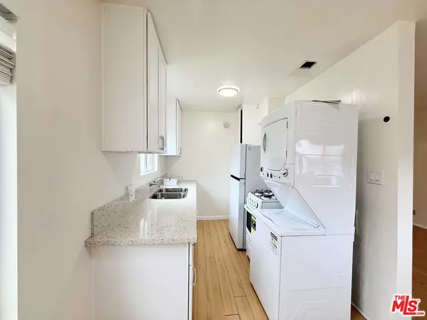 West Hollywood, CA 90069,630 N Westbourne DR ##A