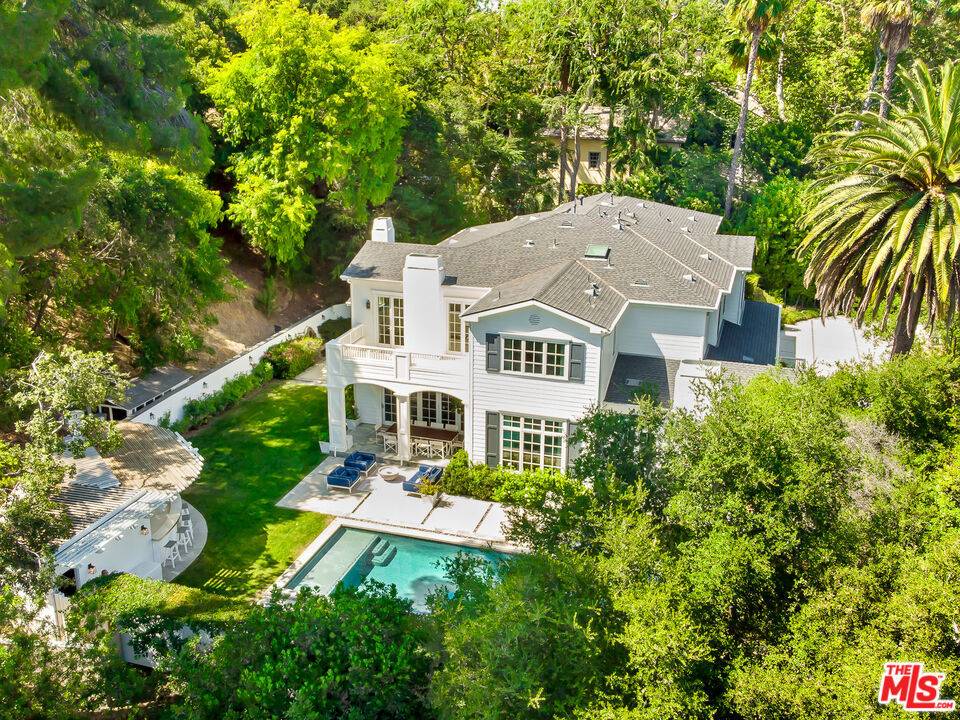 Encino, CA 91436,3815 Valley Meadow RD