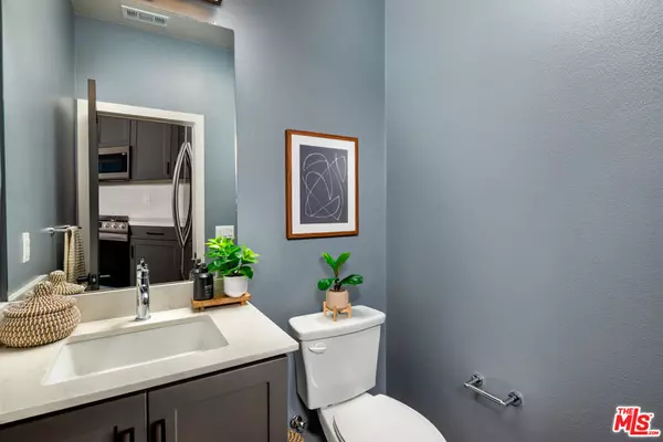 Fontana, CA 92335,13995 Foothill BLVD #1111