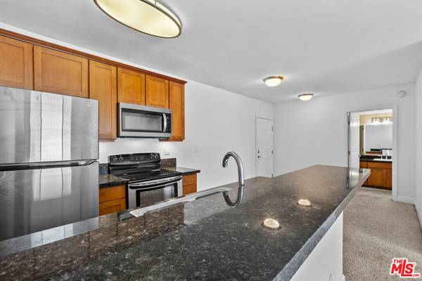 10982 Roebling AVE #513, Los Angeles, CA 90024