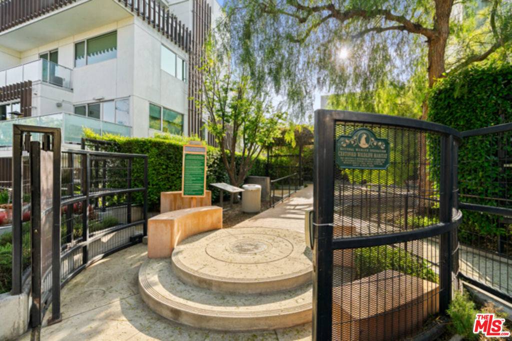 West Hollywood, CA 90046,1351 Havenhurst DR #303