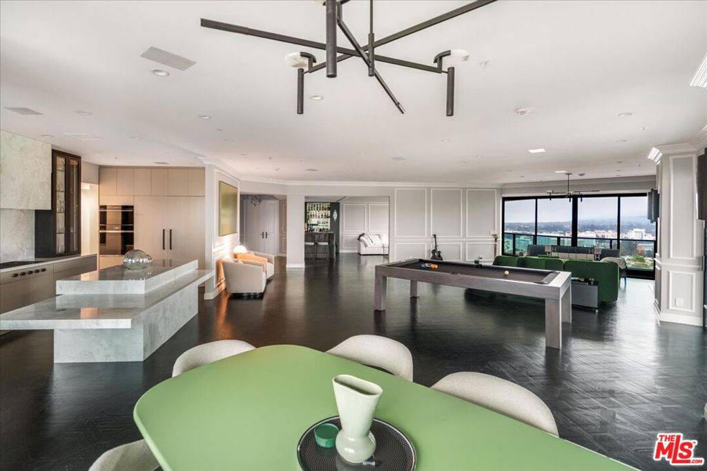 10490 Wilshire BLVD #2604, Los Angeles, CA 90024