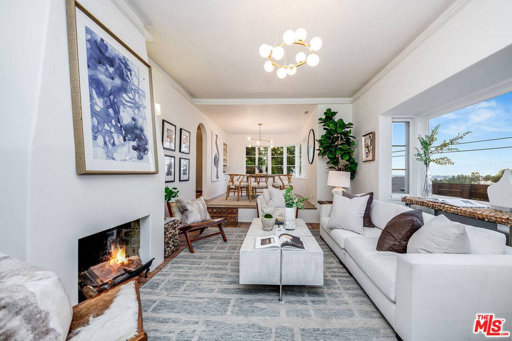 2620 Rutherford DR, Los Angeles, CA 90068
