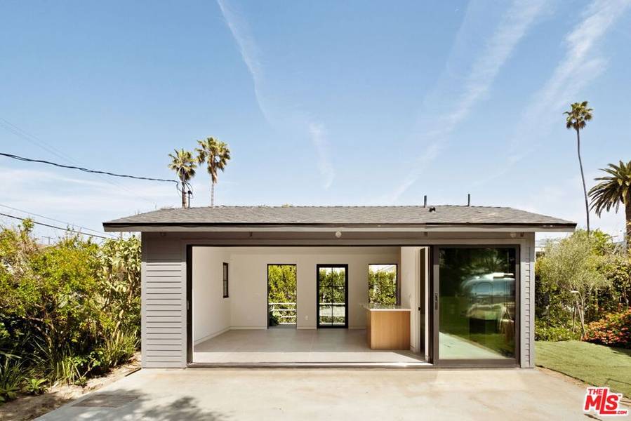 408 Linnie Canal, Venice, CA 90291