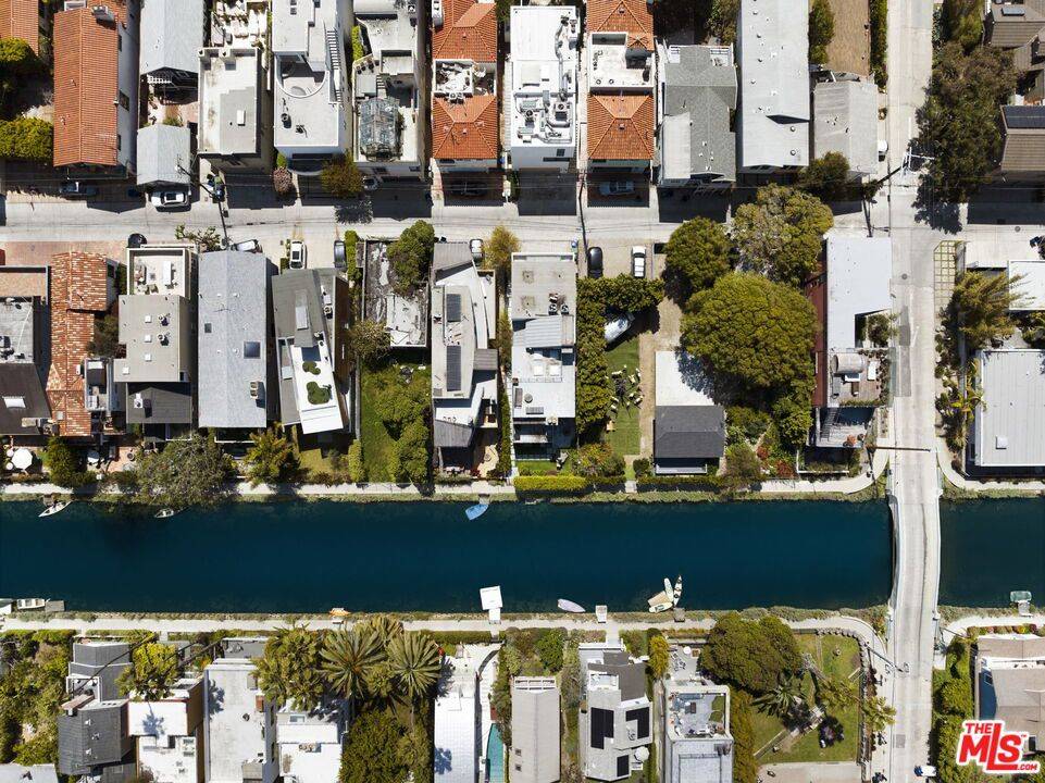 Venice, CA 90291,404 Linnie Canal