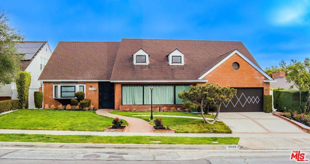 4135 Olympiad DR, View Park, CA 90043