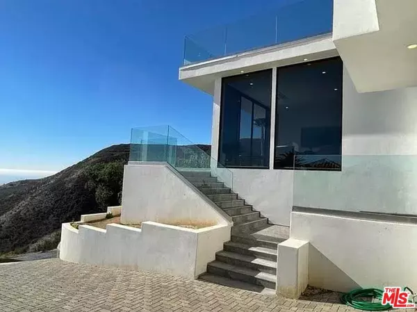 Malibu, CA 90265,26309 Lockwood RD