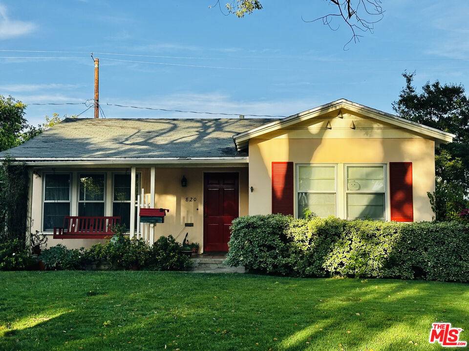 820 N Orchard DR, Burbank, CA 91506