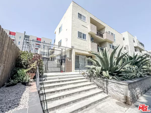 Los Angeles, CA 90005,741 S Hobart BLVD #13