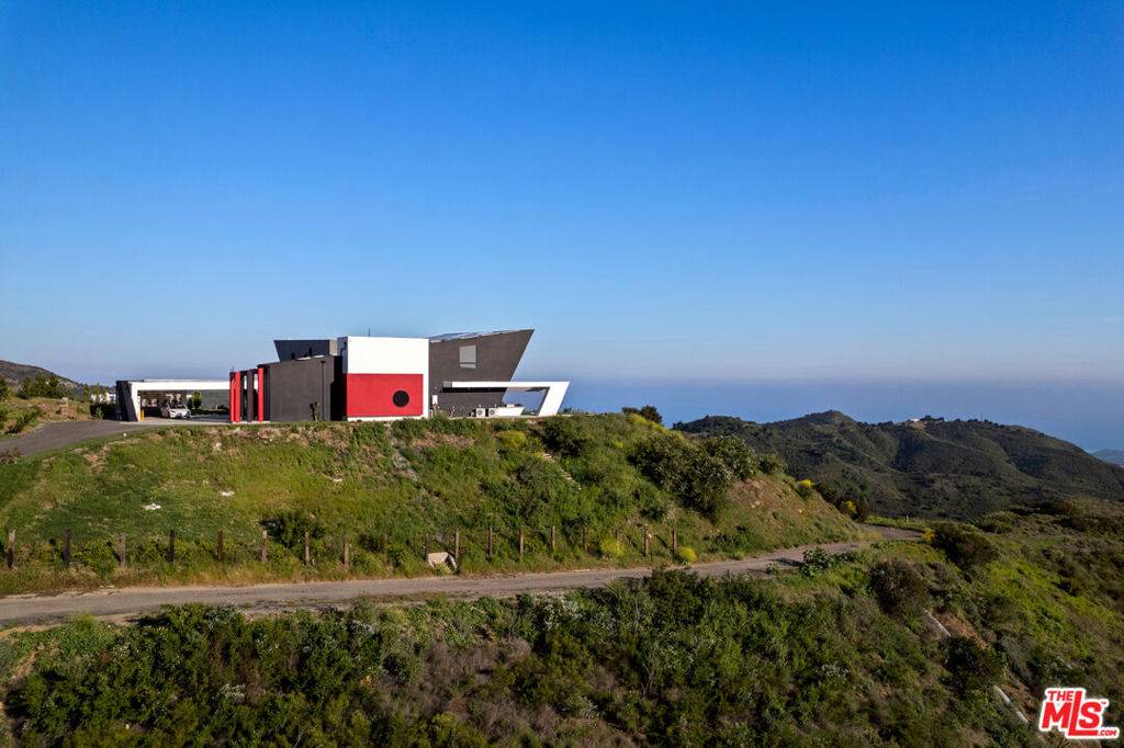 Malibu, CA 90265,2514 Cayman RD