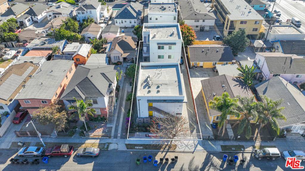 Los Angeles, CA 90007,1372 W 35th PL
