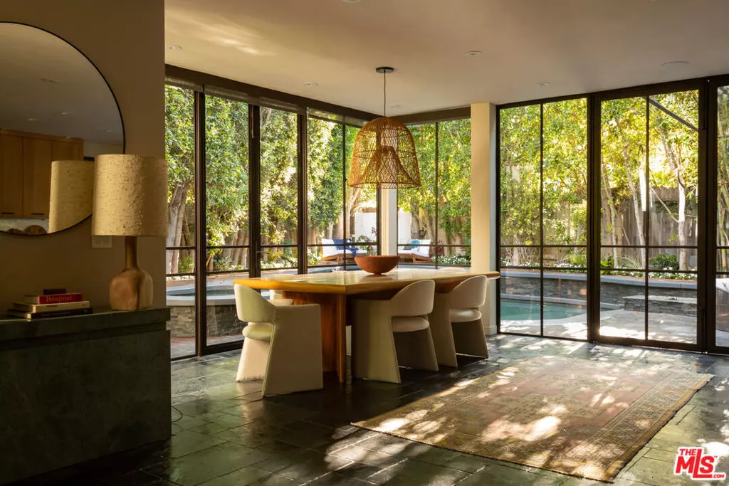 Marina Del Rey, CA 90292,941 Princeton DR