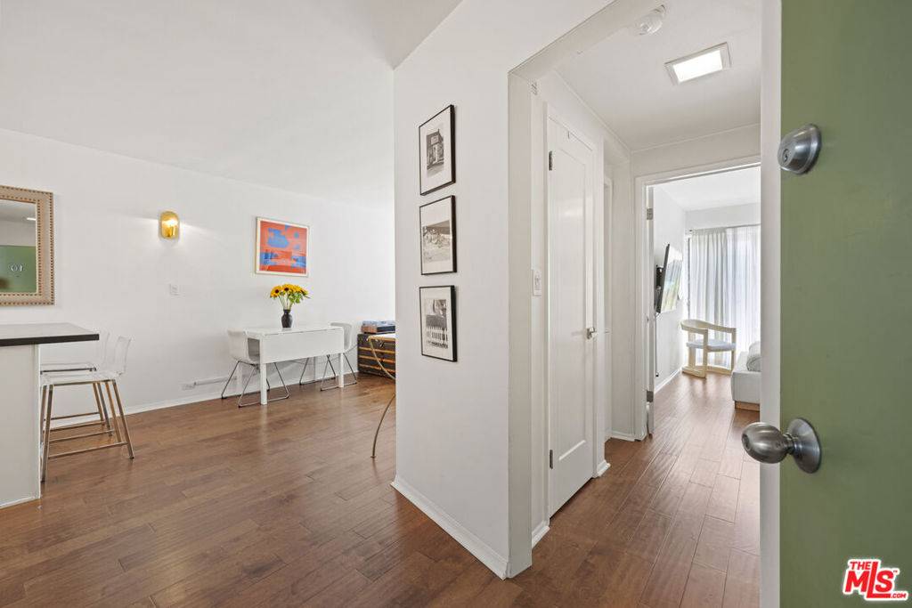 West Hollywood, CA 90046,1400 N Hayworth AVE #10