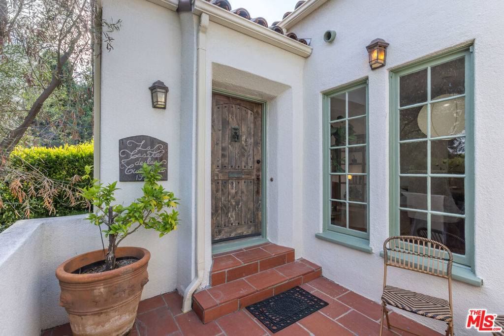 7361 Oakwood AVE, Los Angeles, CA 90036