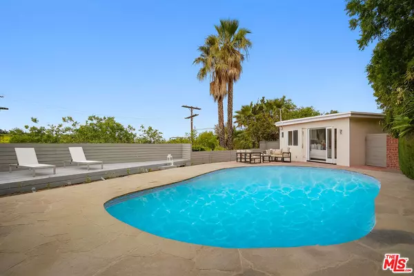 Sherman Oaks, CA 91403,15224 Encanto DR