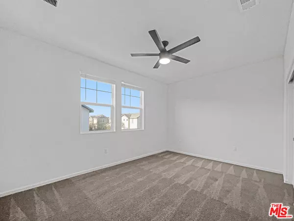 Palmdale, CA 93551,261 Galveston LN