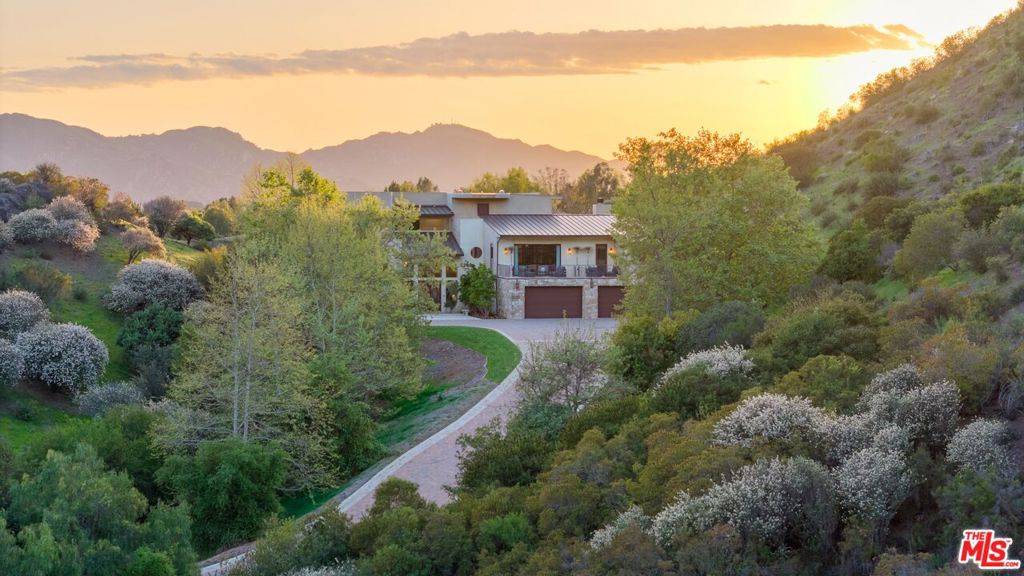 24815 Mulholland HWY, Calabasas, CA 91302