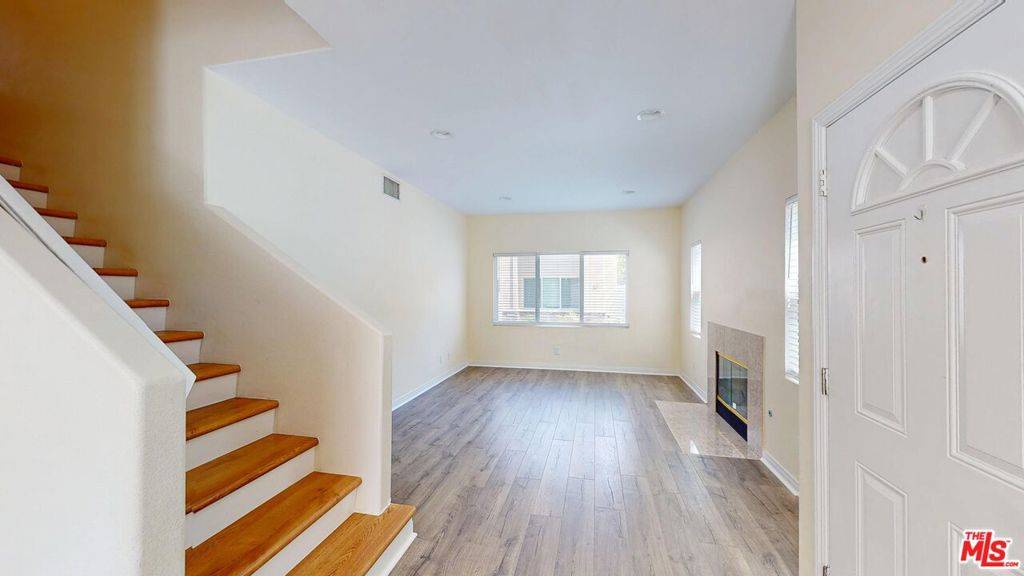 Winnetka, CA 91306,20300 Vanowen ST #21