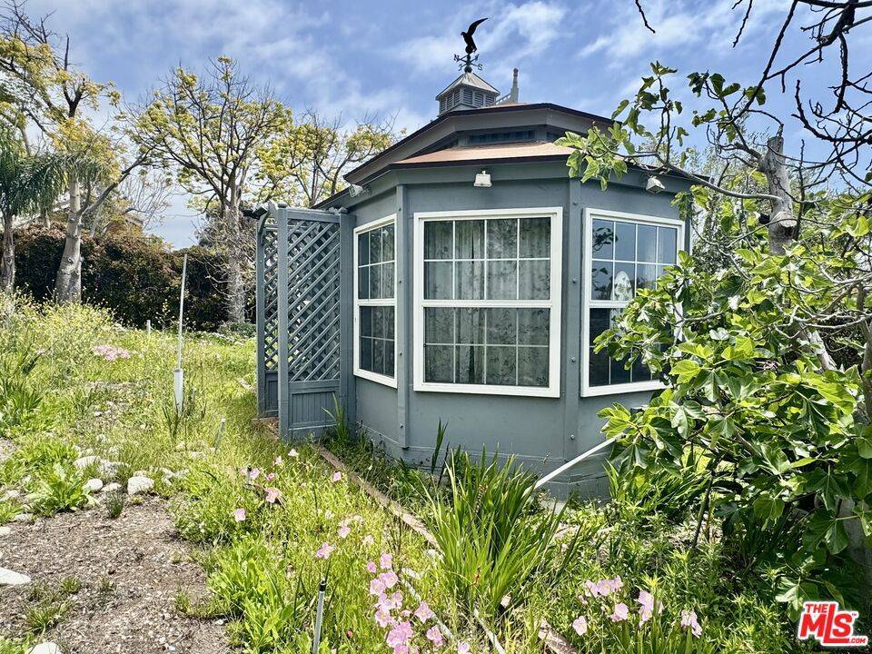 27555 Pacific Coast HWY, Malibu, CA 90265