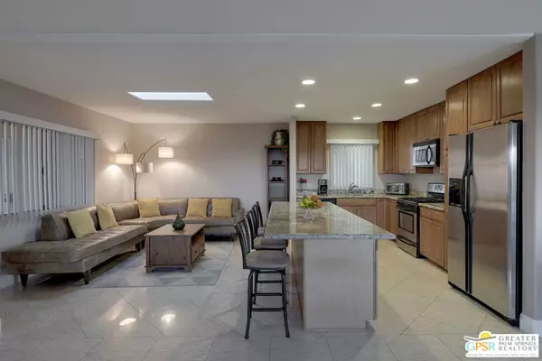 Palm Springs, CA 92264,2016 Southridge DR