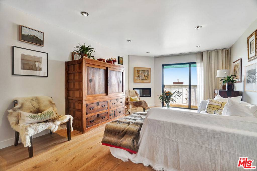 Malibu, CA 90265,26666 Seagull WAY #C102