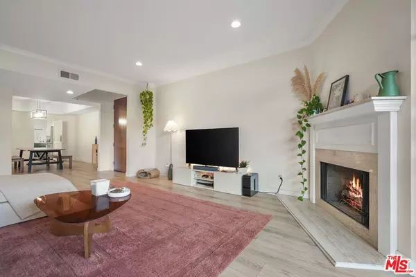 Los Angeles, CA 90064,10336 Almayo AVE #203