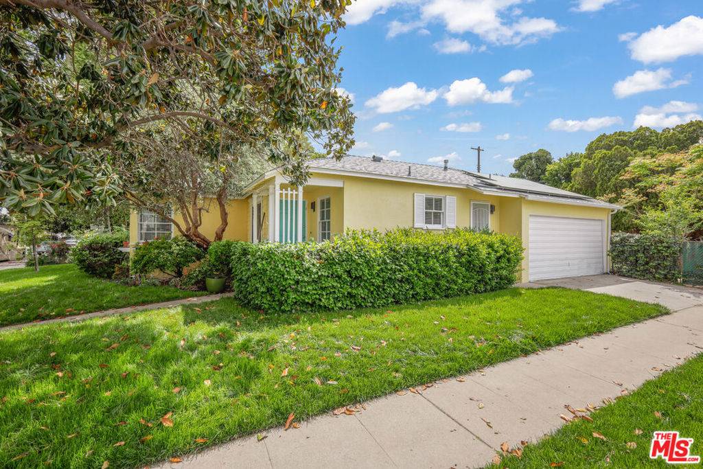 6961 Zelzah AVE, Reseda, CA 91335