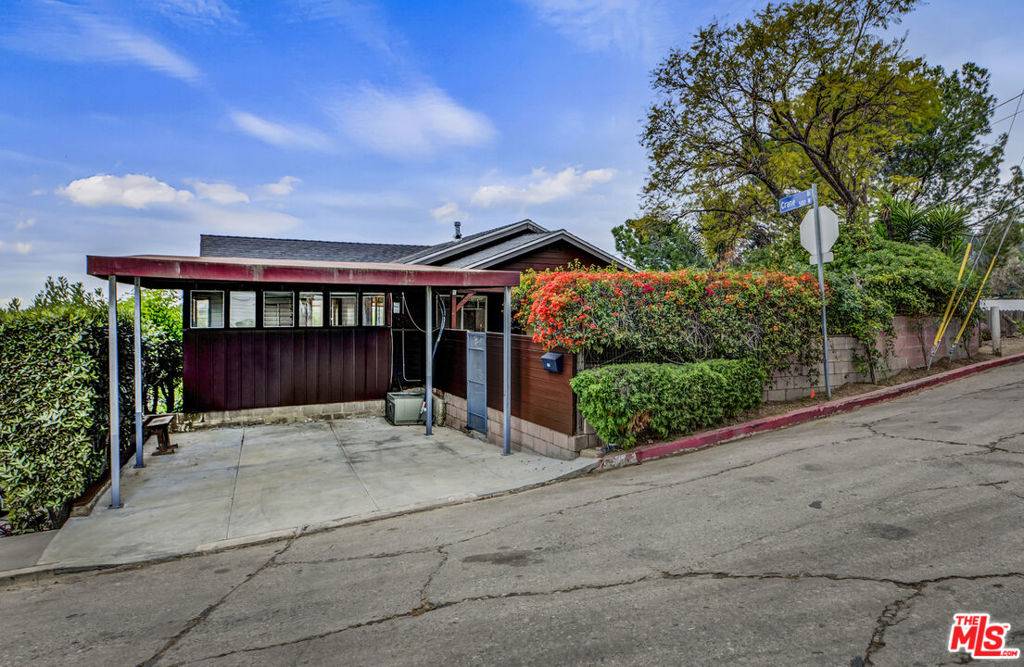 579 Crane BLVD, Los Angeles, CA 90065