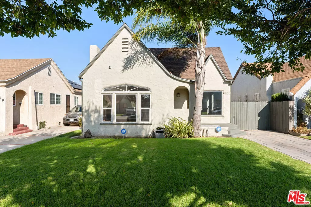 Los Angeles, CA 90047,7822 S Halldale AVE