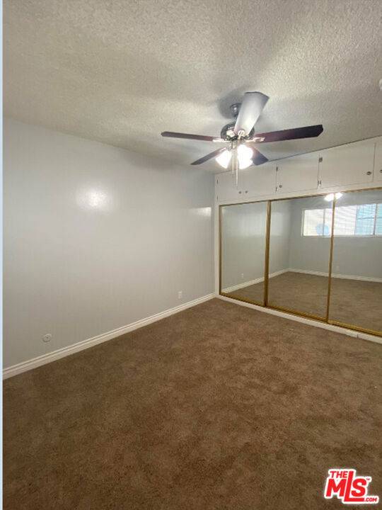 Hawthorne, CA 90250,4379 W 141st ST
