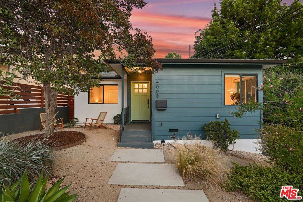Los Angeles, CA 90065,4000 Barryknoll DR