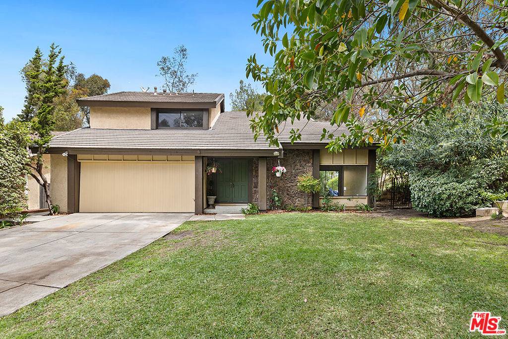 780 S Carriage CIR, Anaheim, CA 92807