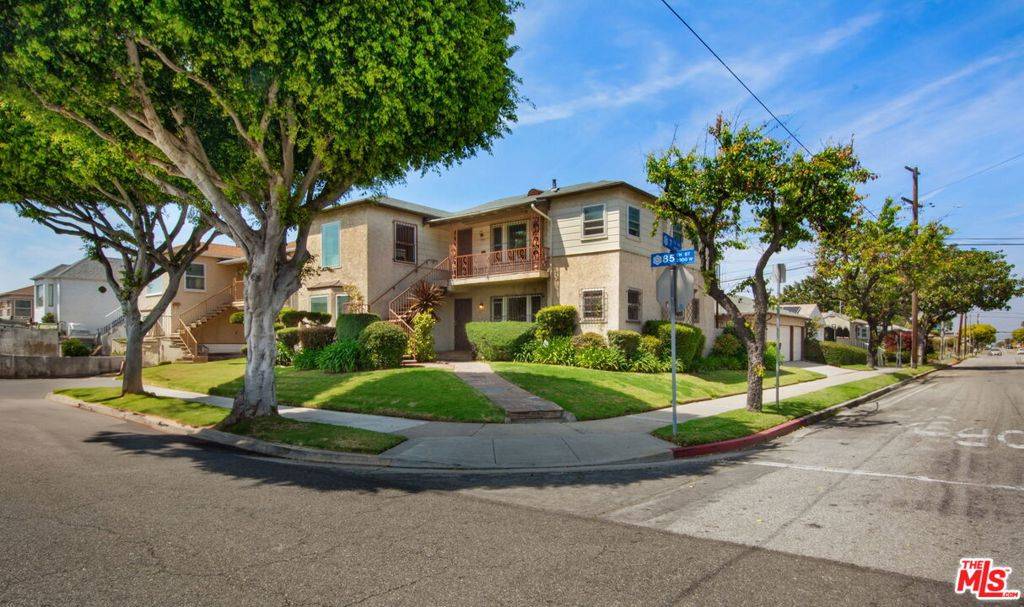 2901 W 85th ST, Inglewood, CA 90305