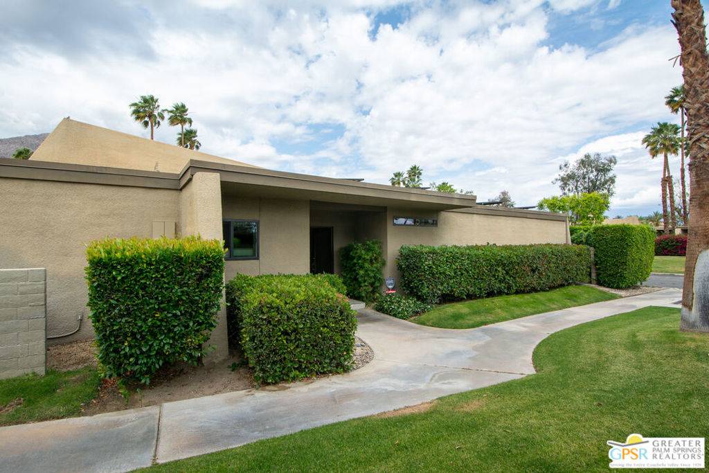 1187 Tiffany CIR, Palm Springs, CA 92262