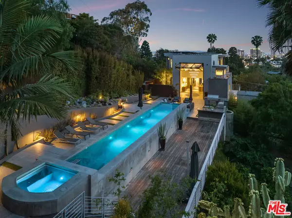 5751 Valley Oak DR, Los Angeles, CA 90068