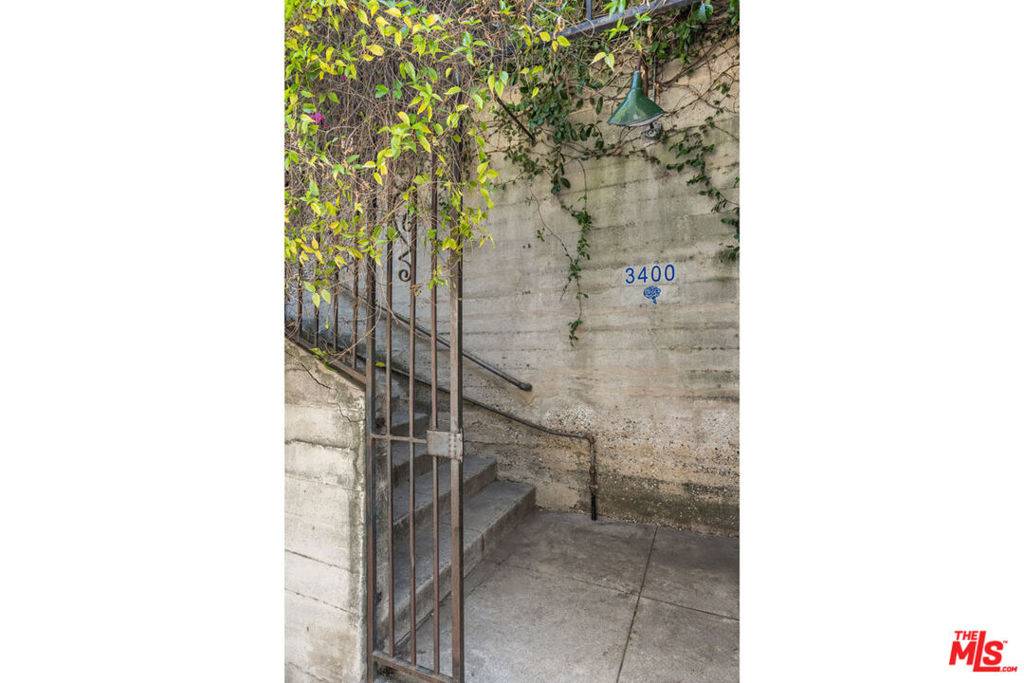Los Angeles, CA 90026,3400 Carnation AVE