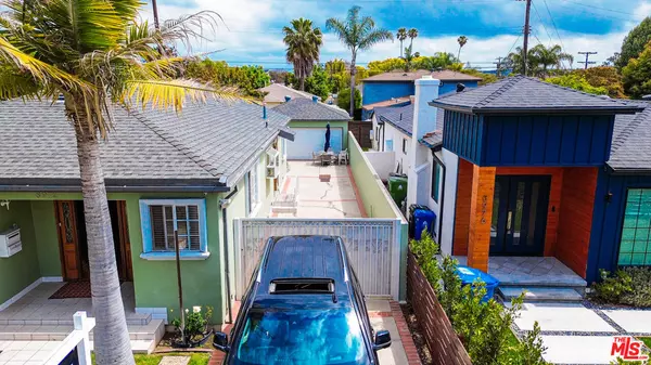 Los Angeles, CA 90066,3972 Mclaughlin AVE