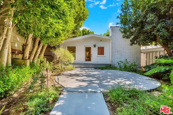 1542 Marmont AVE, Los Angeles, CA 90069