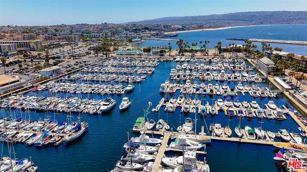 420 S Broadway #B, Redondo Beach, CA 90277